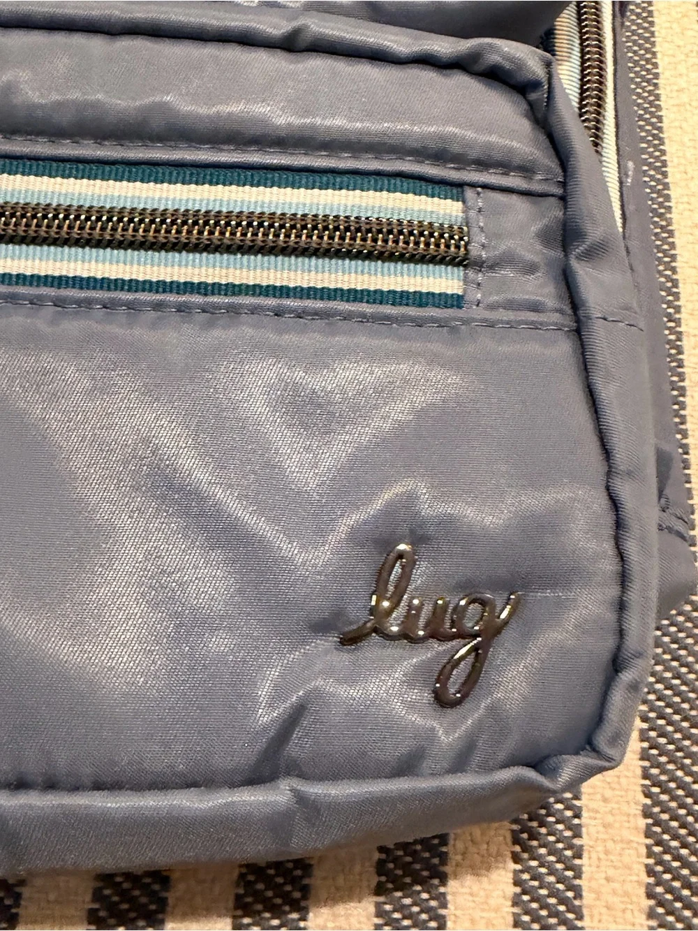 LUG Blue Moon/IcePop/Aloha Teal Quilted Light Blue Cute Messenger Crossbody 💙💙💙